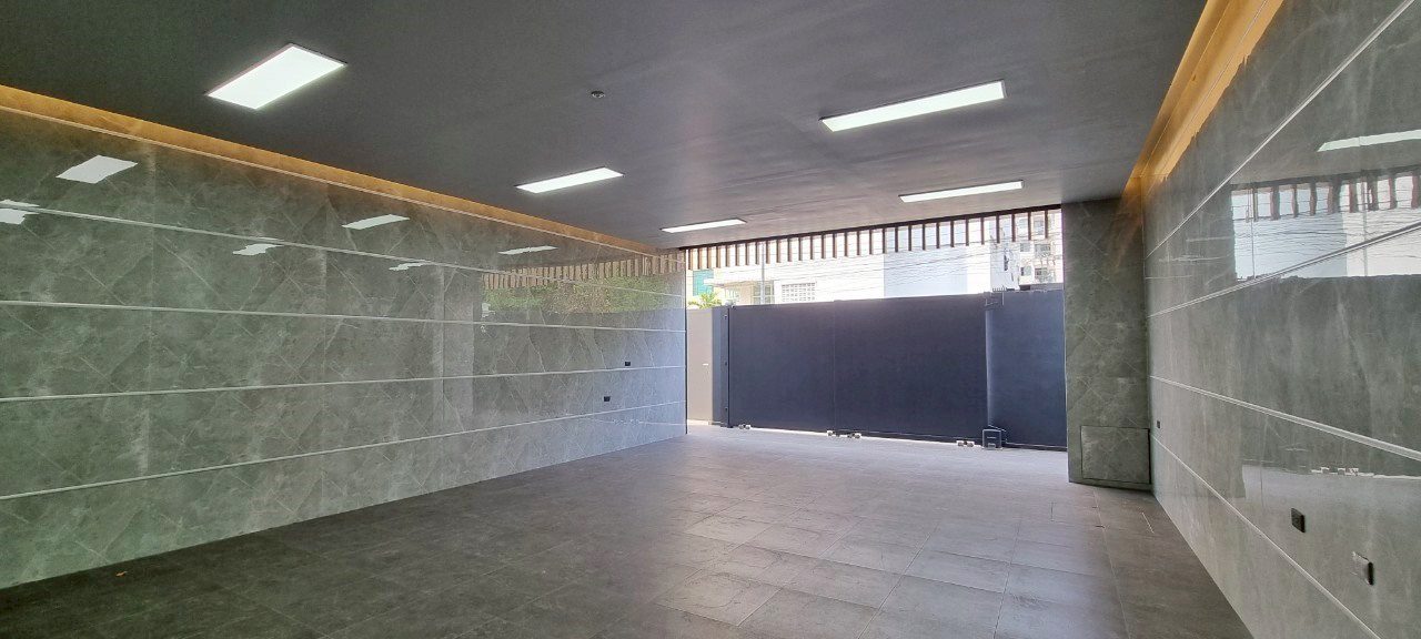 รูป วิลล่าพูลวิลล่าสุดหรูหรา 6 ห้องนอนบนเขาพระตำหนัก - รูปที่ 28/28