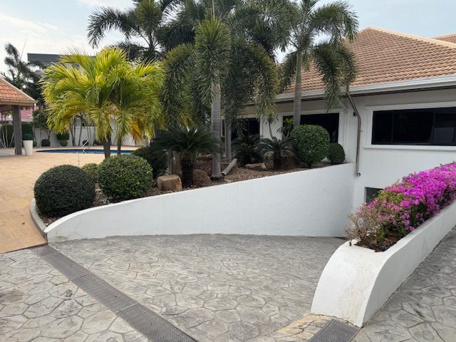 picture 6 Bedrooms Pool Villa in Jomtien for Sale - 16/16