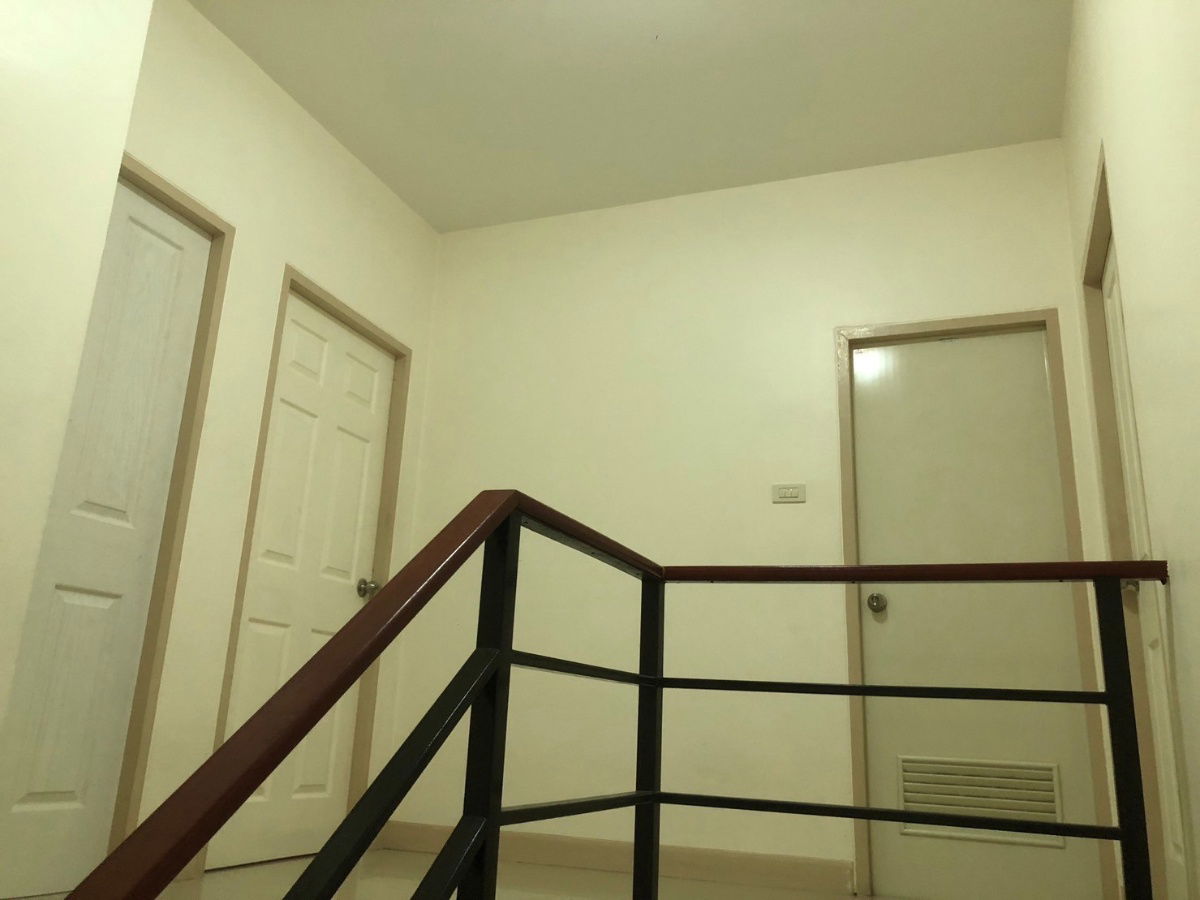 รูป ทาวน์เฮ้าส์ให้เช่าใกล้ม.บูรพา บางแสน - รูปที่ 12/25