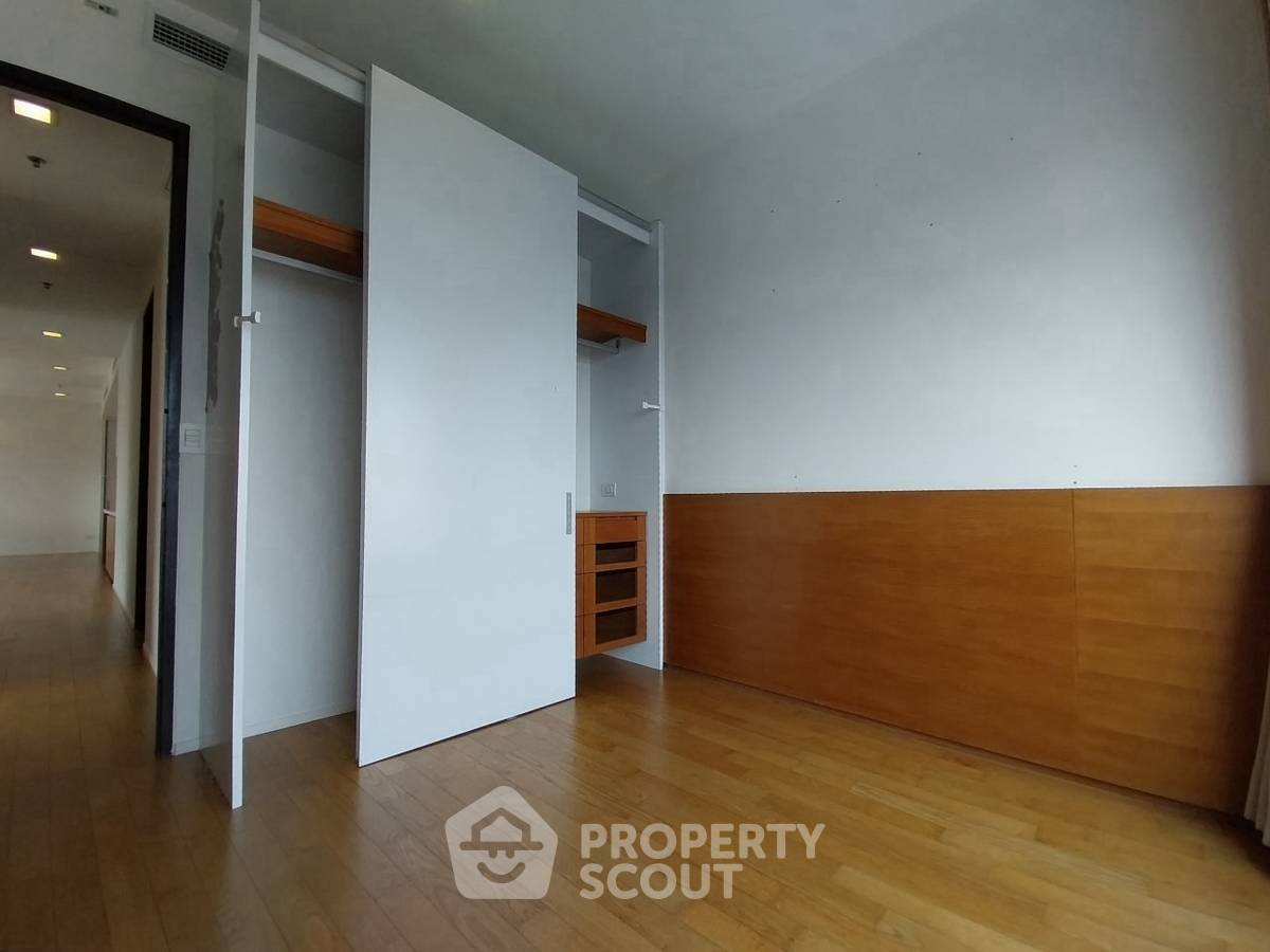 picture 3-BR Condo at The Madison near BTS Phrom Phong (ID 2458833) - 18/20