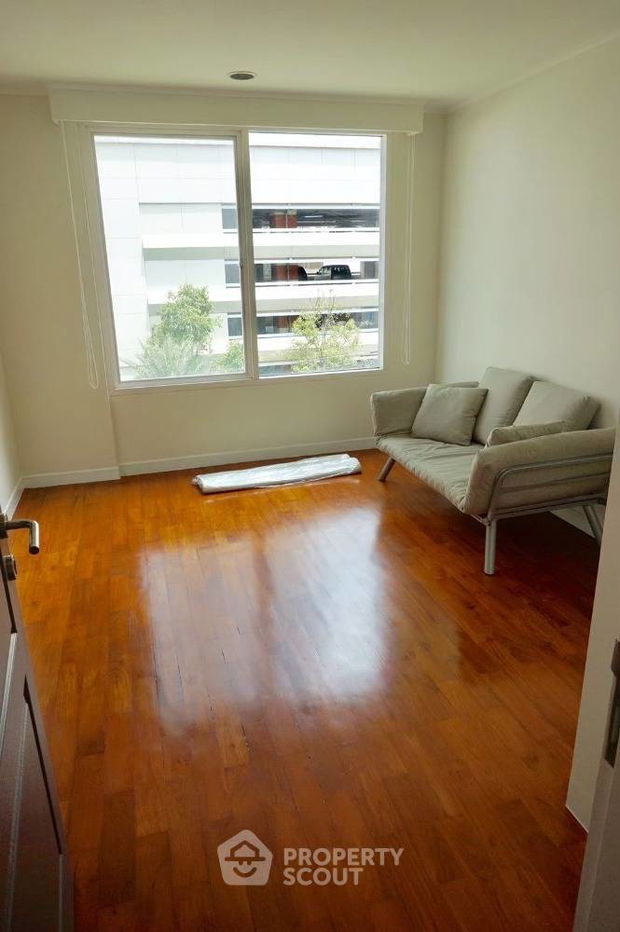 รูป คอนโด 3-ห้องนอน ที่ บ้าน สิริฤดี คอนโดมิเนียม ใกล้ BTS เพลินจิต (ID 699089) - รูปที่ 3/5