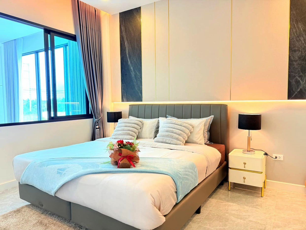 รูป ขายบ้านเดี่ยว 5 ห้องนอน พูลวิลล่า อีสต์ปัตตา - รูปที่ 8/18