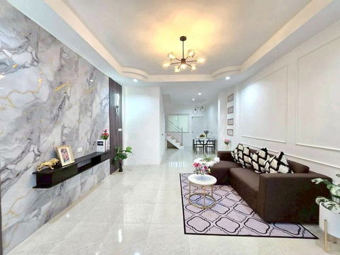2-Bedroom Townhouse for Sale in Nong Pla Lai