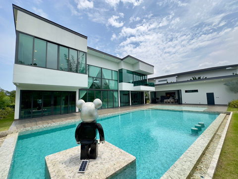 Luxury Pool Villa for Sale – Bang Saray