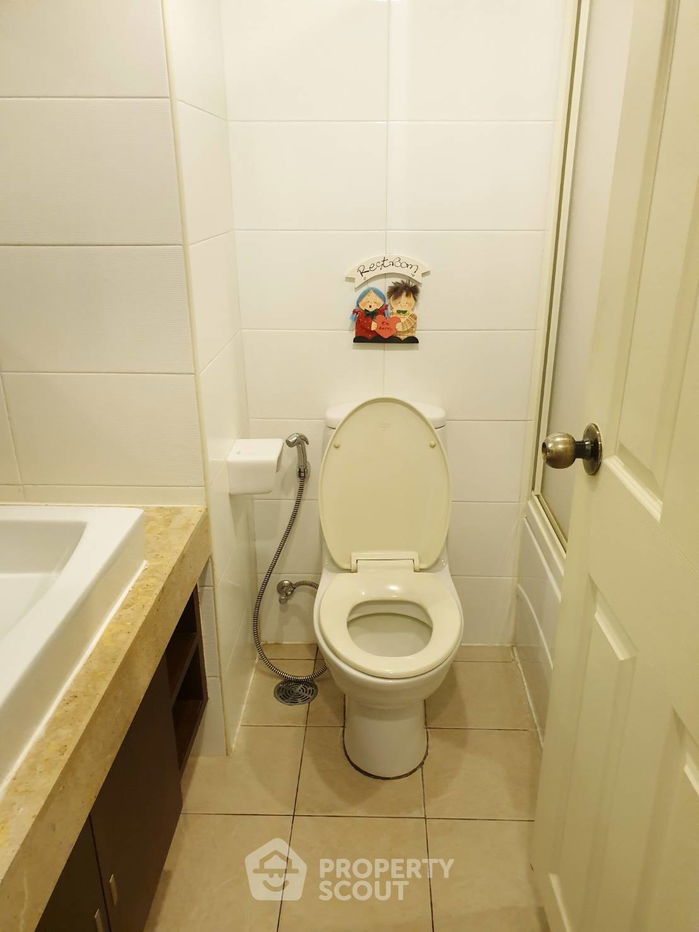 picture 1-BR Condo at Grand Park View Asoke near MRT Sukhumvit (ID 752540) - 7/11