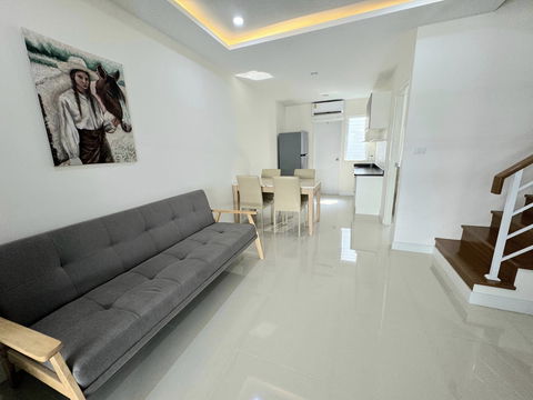 ขายทาวน์เฮ้าส์ ห้วยใหญ่