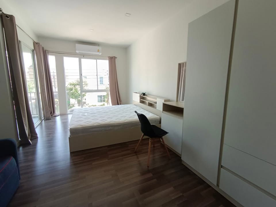 รูป ให้เช่าบ้านสวย ใจกลางเมือง ทาวน์โฮม3ชั้น (เบล็สทาวน์) Bless Town รามอินทรา 127  - รูปที่ 17/17