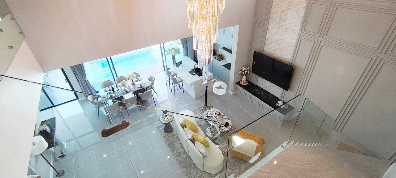 picture Luxury Pool Villa for Sale in Huay Yai - 13/26