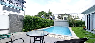Houses for sale : Mabprachan Pool Villa 4 Bedrooms for Sale