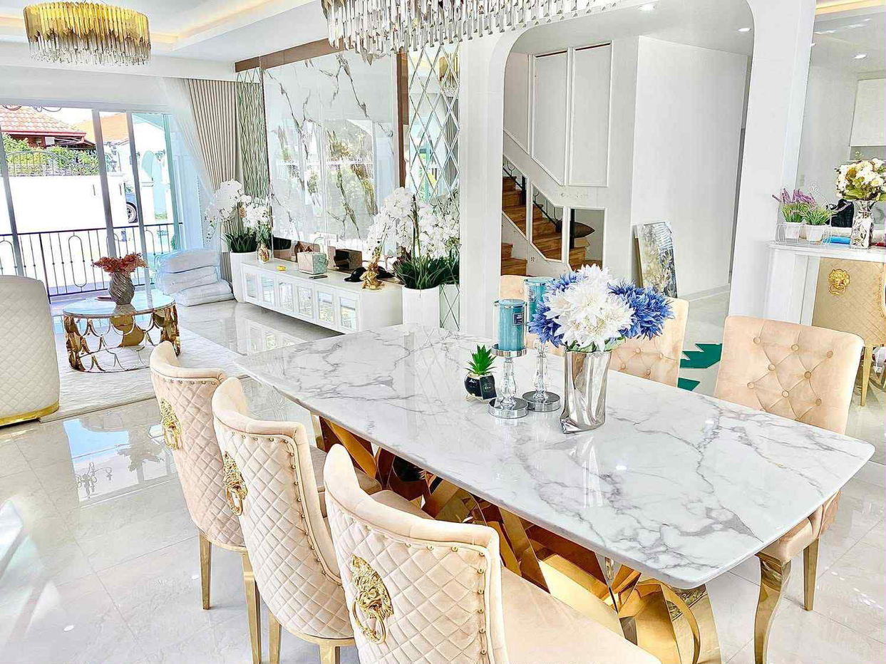 รูป Luxury 5-Bedroom Pool Villa for Sale in North Pattaya - รูปที่ 8/9