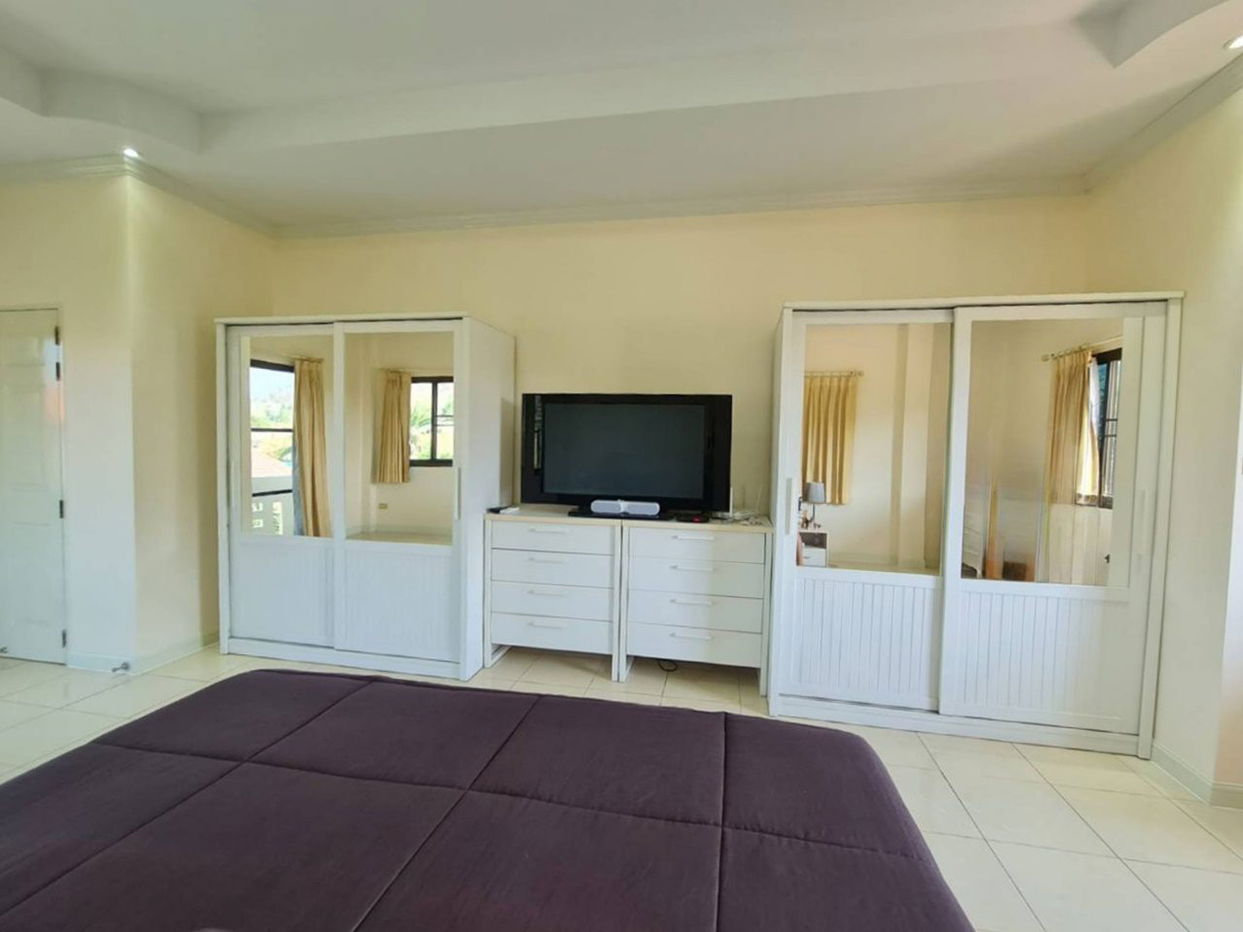 รูป ขายบ้าน 4 ห้องนอน ในบางเสร่ - รูปที่ 9/16