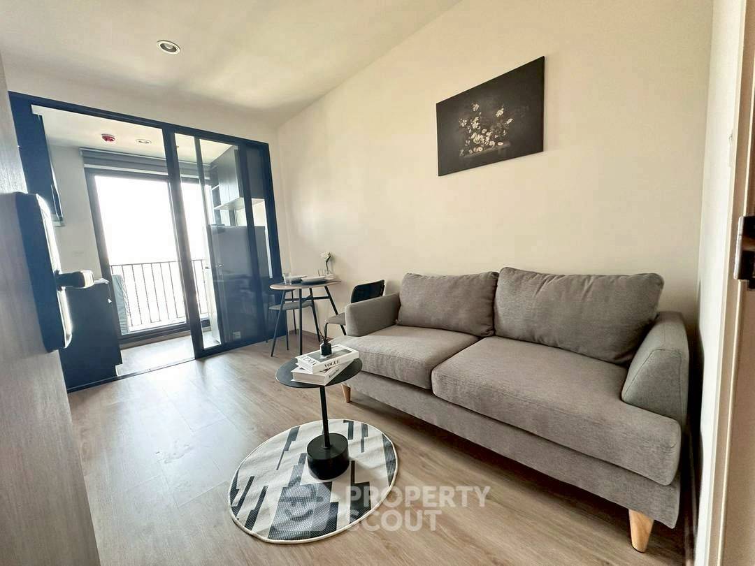 รูป คอนโด 1-ห้องนอน ที่ นิว ดิสทริค อาร์9 ใกล้ MRT พระราม 9 (ID 2461868) - รูปที่ 2/18