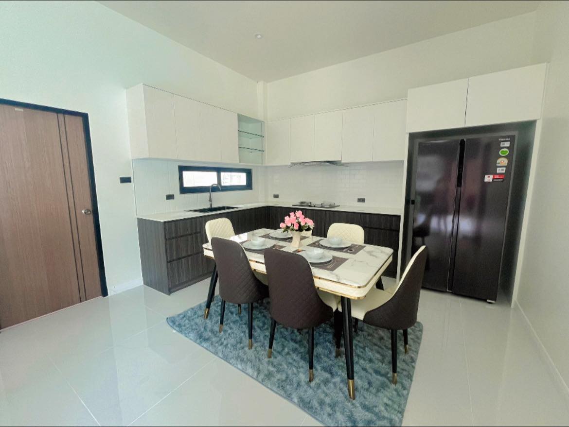 รูป Modern 3-Bedroom Pool Villa for Sale in East Pattaya - รูปที่ 6/8