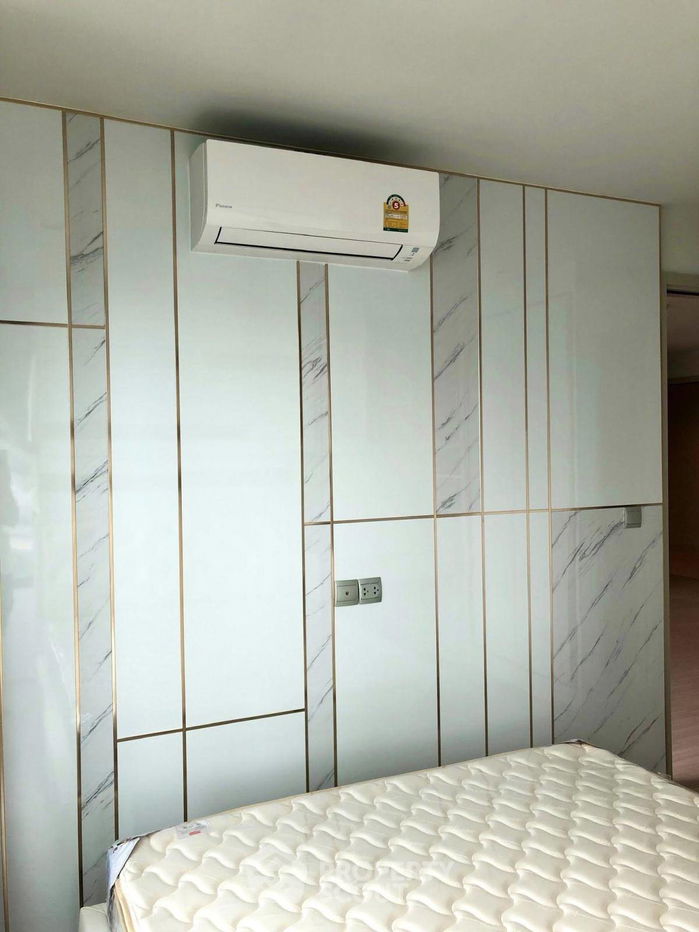 picture 2-BR Condo at Life Ladprao near BTS Ha Yaek Lat Phrao (ID 2462094) - 7/9