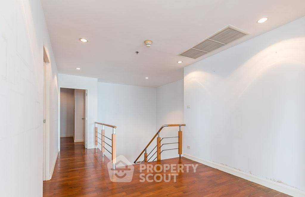 รูป คอนโด 4-ห้องนอน ที่ บ้านสิริ 24 ใกล้ BTS พร้อมพงษ์ (ID 514935) - รูปที่ 8/17