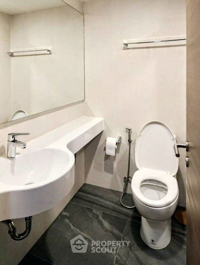 picture 1-BR Condo at Lumpini Park Riverside Rama 3 close to Phra Ram 3 (ID 1538893) - 14/14