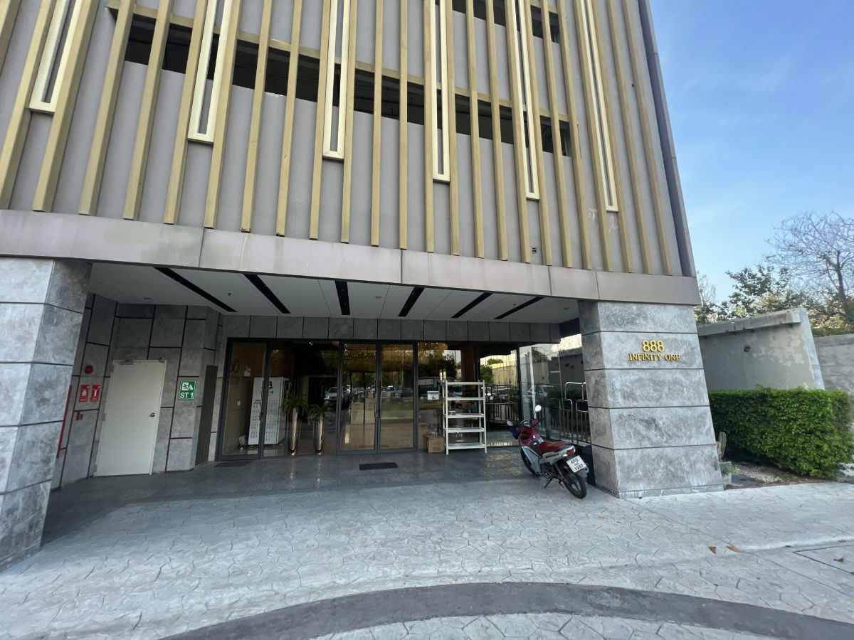 รูป JK 1750960 : อินฟินิตี้ วัน ชลบุรี - รูปที่ 3/16