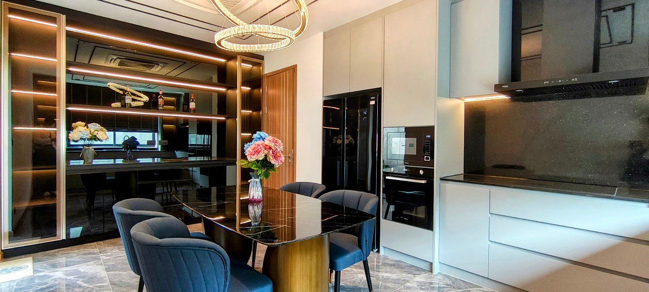 รูป ขายพูลวิลล่า 4 ห้องนอน สไตล์โมเดิร์น ในห้วยใหญ่ - รูปที่ 9/25