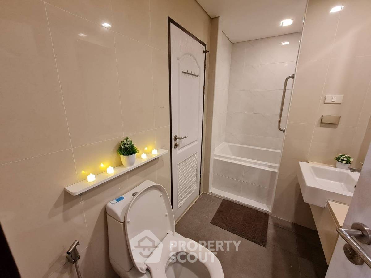 picture 1-BR Condo at Le Luk Condominium near BTS Phra Khanong (ID 590057) - 6/10