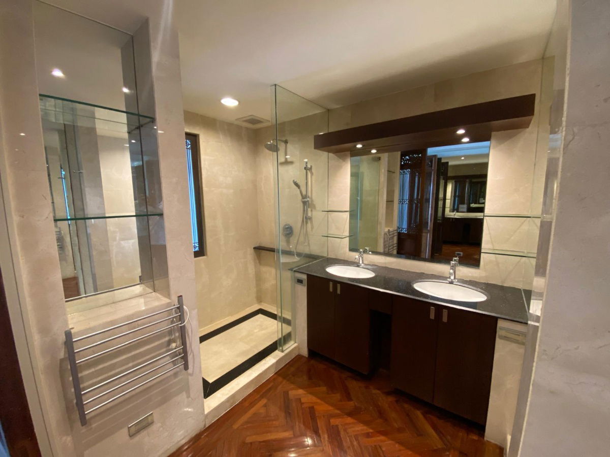 picture Spacious 2-Bedroom Condo for Sale at Supreme Elegance | Chong Nonsi–Sathorn - U5826843 - 6/15