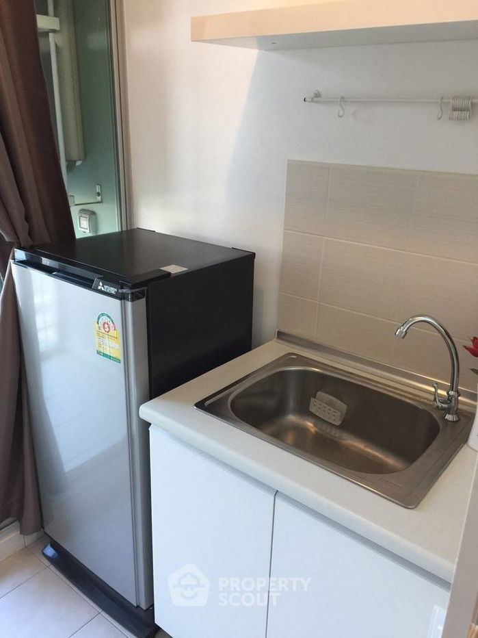 picture 1-BR Condo at Lumpini Place Rama 9–Ratchada near MRT Phra Ram 9 (ID 329112) - 6/8