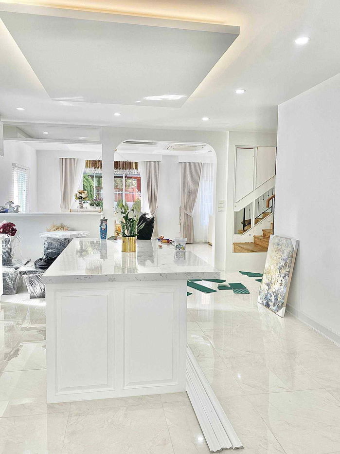 รูป Luxury 5-Bedroom Pool Villa for Sale in North Pattaya - รูปที่ 7/9