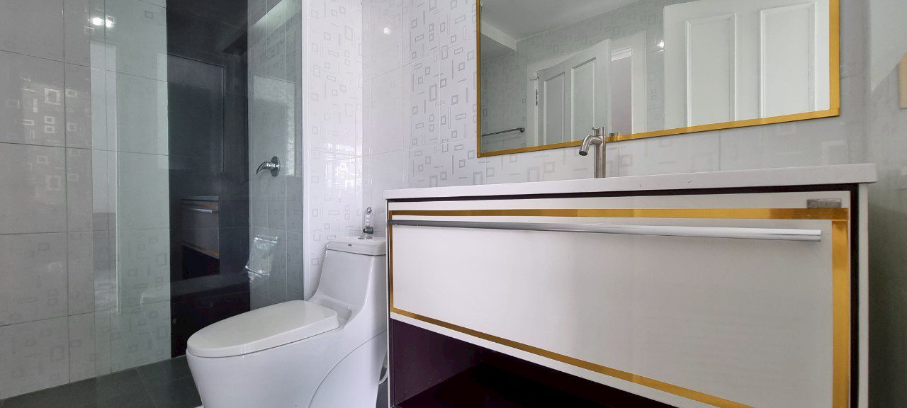 รูป บ้าน 4 ห้องนอนให้เช่าในจอมเทียน - รูปที่ 19/24