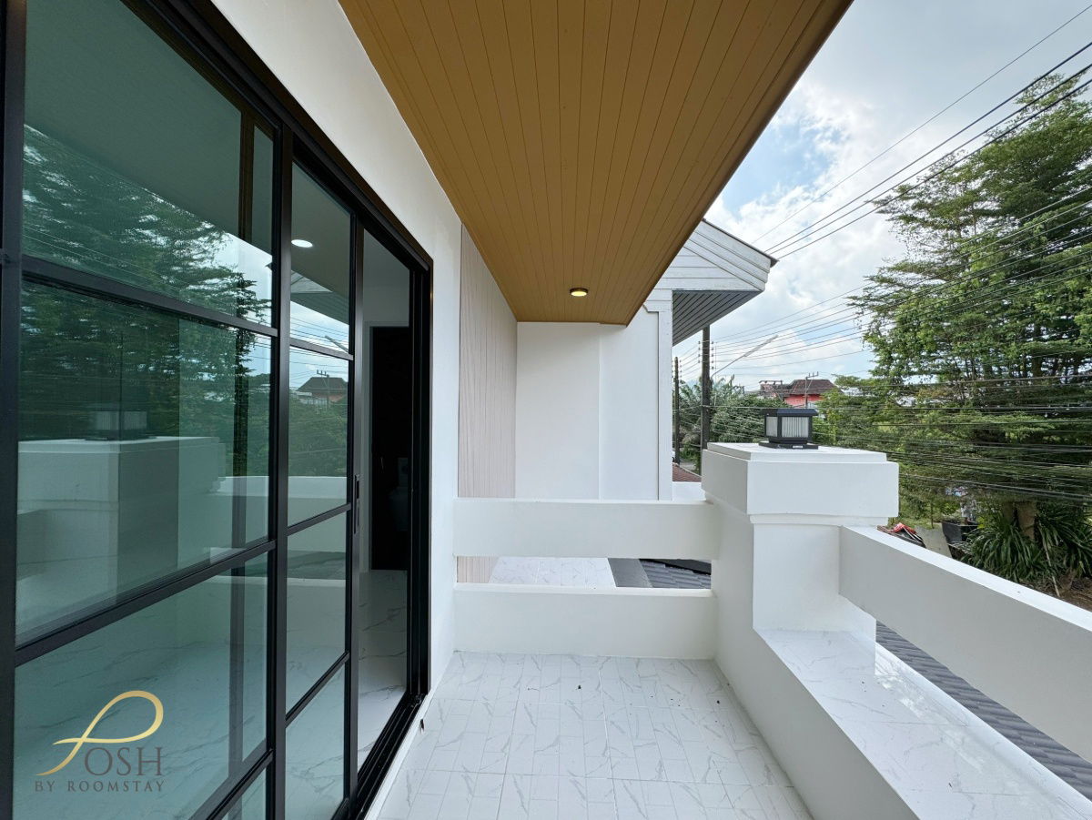 รูป หมู่บ้านชเลคีรี กะทู้ - บ้านรีโนเวทใหม่ทำเลกะทู้  ใกล้ปั๊มบางจากกะทู้ ห้องนอนใหญ่มาพร้อมระเบียง ไม่ชนบ้านหลังอื่น บรรยากาศโปร่งโล่ง - รูปที่ 4/32