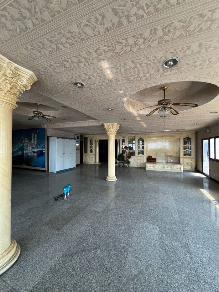 รูป อาคารพาณิชย์ 7 คูหา 5 ชั้น ปิ่นเกล้า ติดถนนใหญ่สิรินธร ตรงข้ามช่างชุ่ย พท. 189 ตรว พื้นที่ใช้สอย 2500 ตรม ที่จอดรถ 10 คัน++ - รูปที่ 19/21