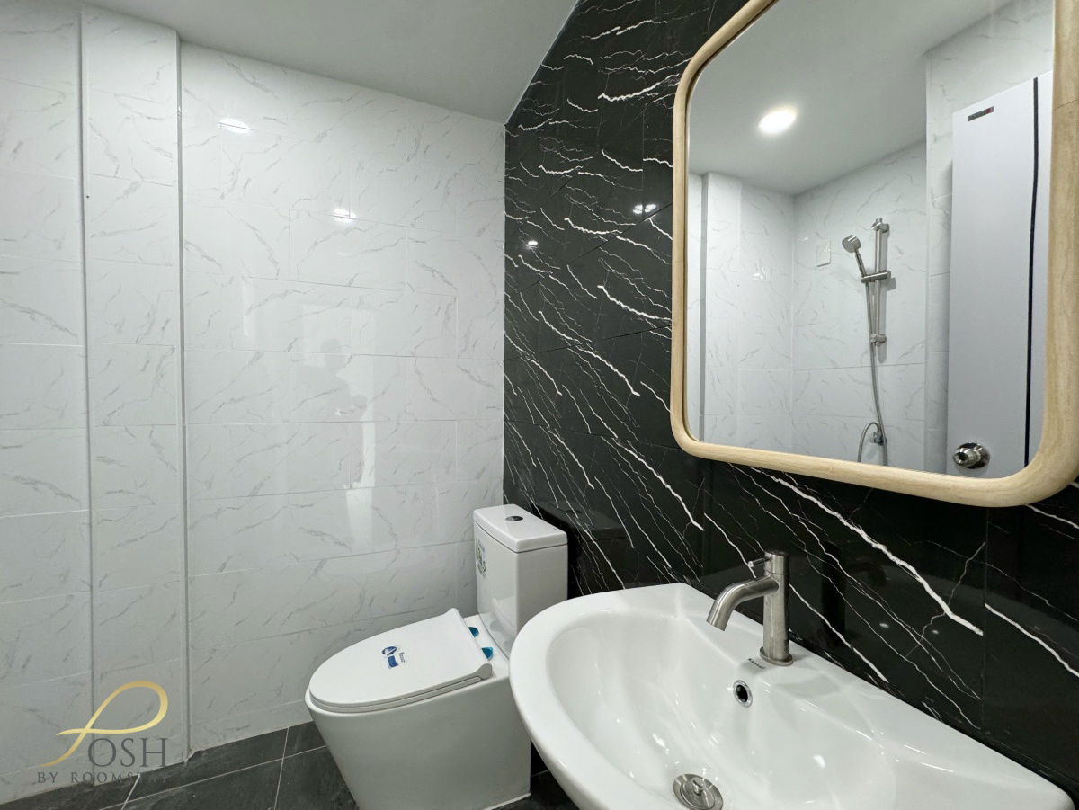 รูป หมู่บ้านชเลคีรี กะทู้ - บ้านรีโนเวทใหม่ทำเลกะทู้  ใกล้ปั๊มบางจากกะทู้ ห้องนอนใหญ่มาพร้อมระเบียง ไม่ชนบ้านหลังอื่น บรรยากาศโปร่งโล่ง - รูปที่ 23/32