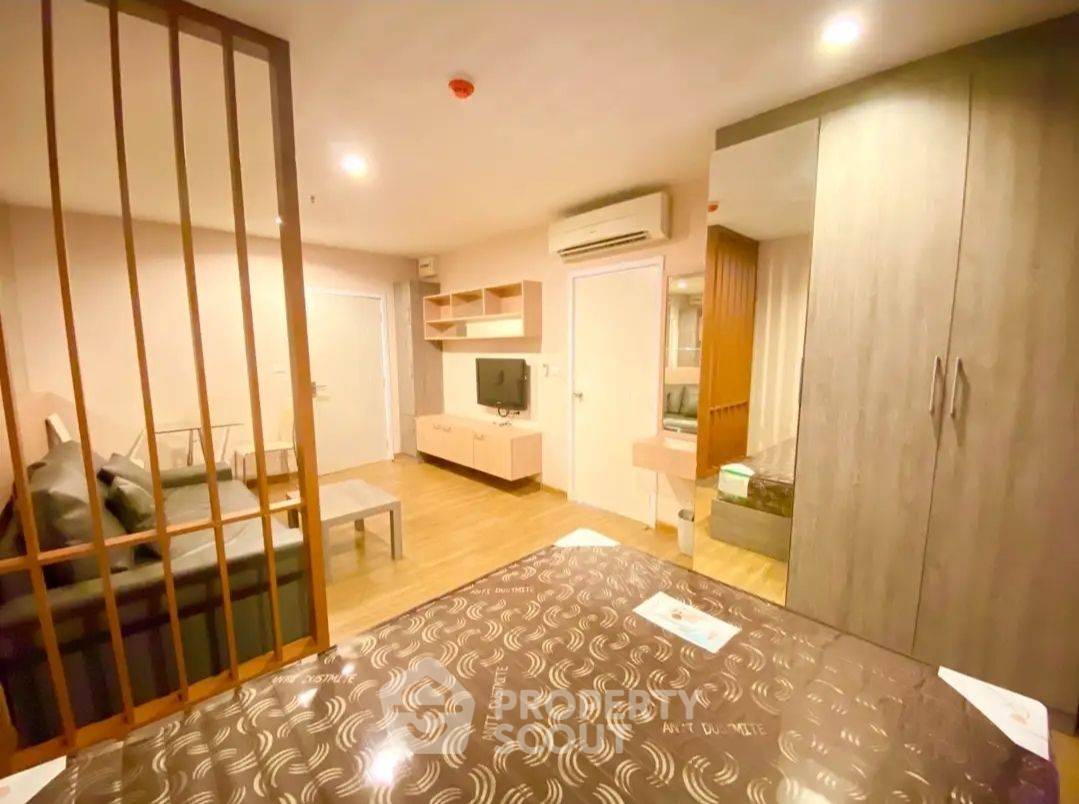 picture 1-BR Condo at The Tree Interchange near MRT Bang Pho (ID 2017049) - 4/10