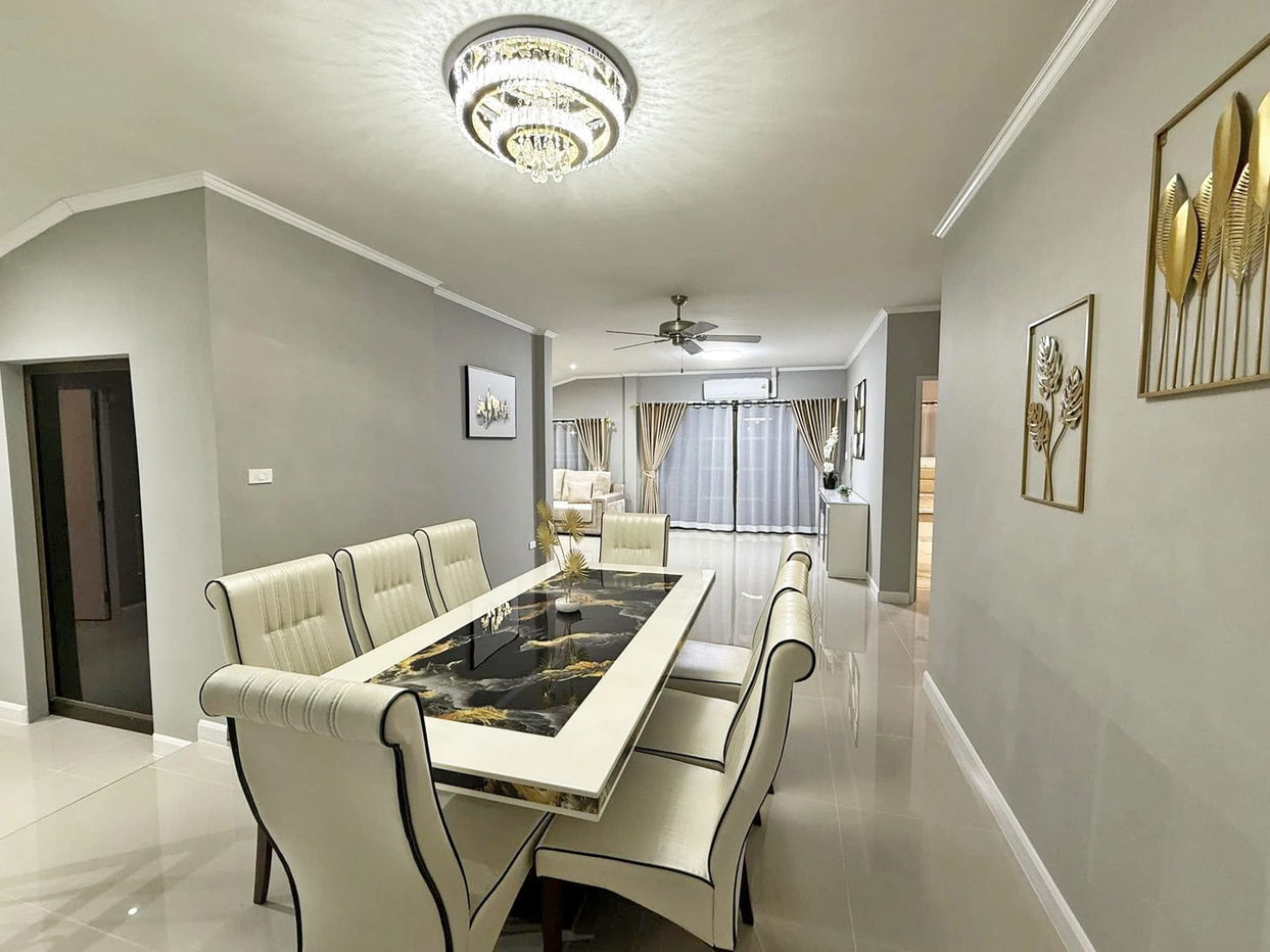 รูป ขายพูลวิลล่า 4 ห้องนอนในพัทยาตะวันออก - รูปที่ 5/16