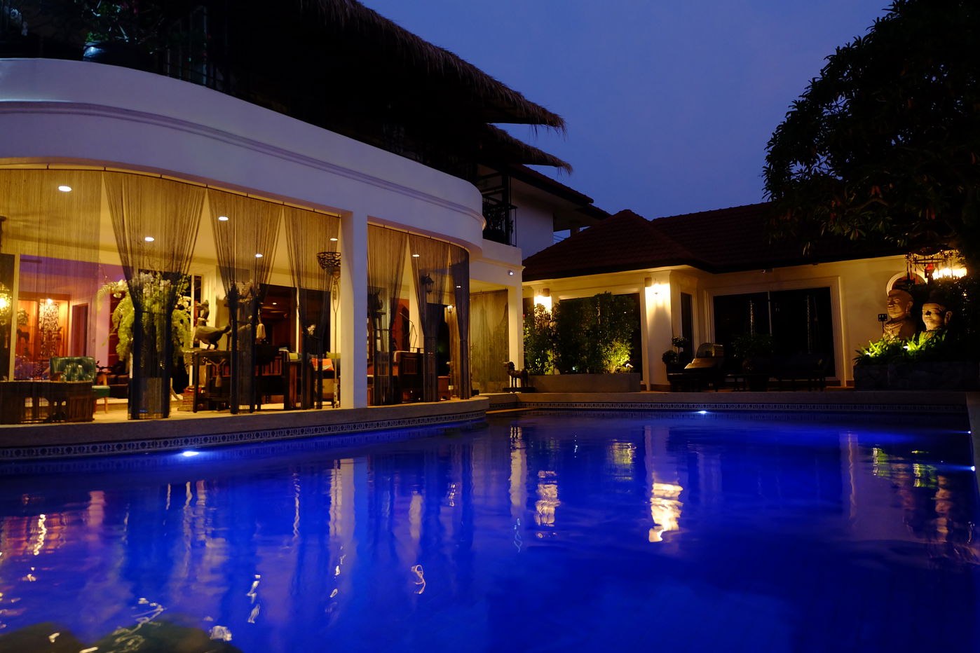 รูป Luxury 6-Bedroom Private Villa for Sale – Hua Hin - รูปที่ 1/21