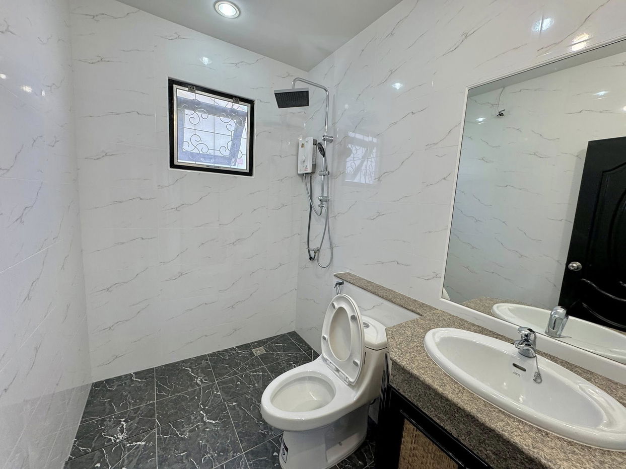 รูป ขายวิลล่า 5 ห้องนอน บ้านฟ้าริมหาด - รูปที่ 13/14