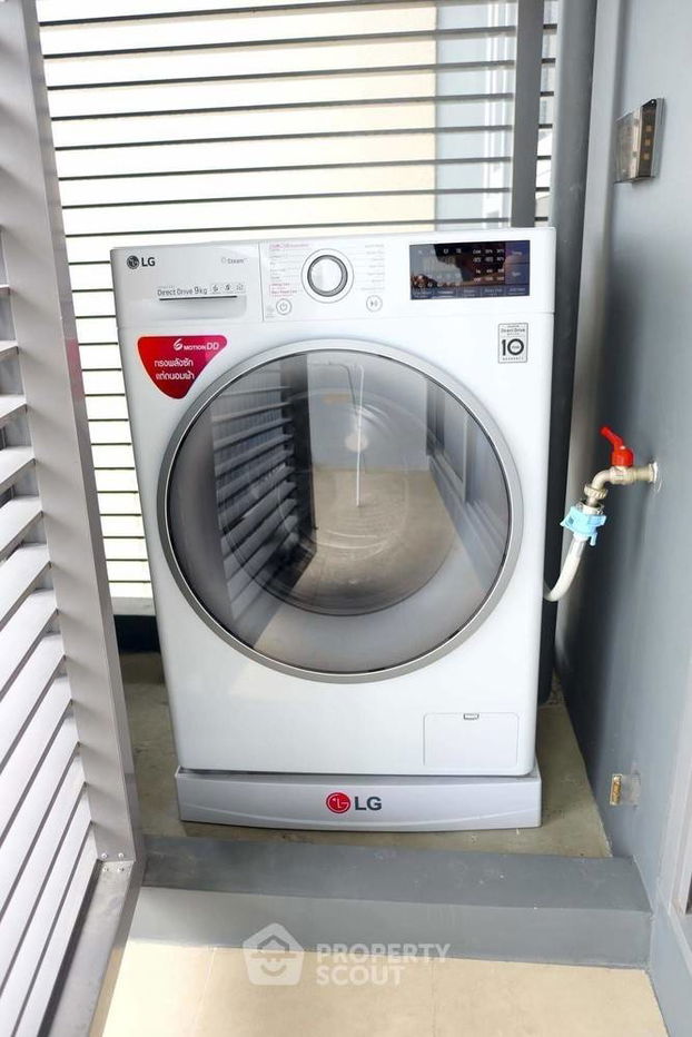 picture 1-BR Condo at Whizdom Connect Sukhumvit near BTS Punnawithi (ID 293911) - 8/15