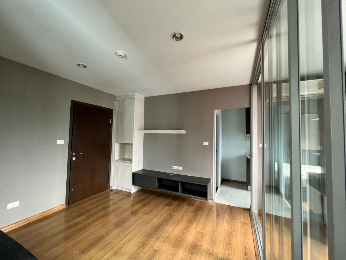 รูป JK 5253098 : ฮอลล์มาร์ค แจ้งวัฒนะ - รูปที่ 9/16