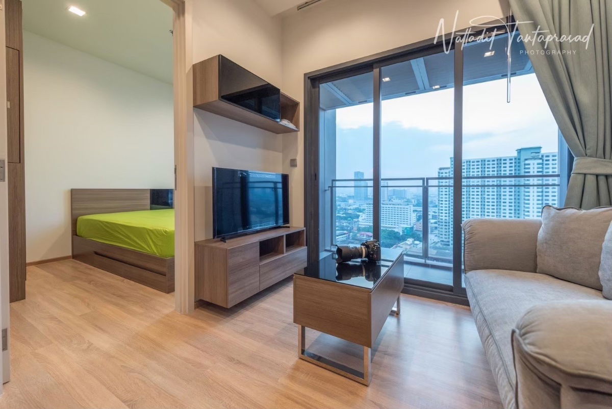 รูป ราคาที่ดีสุด 27 ตร.ม ชั้นสูง ขายพร้อมผู้เช่า !!  - รูปที่ 3/5