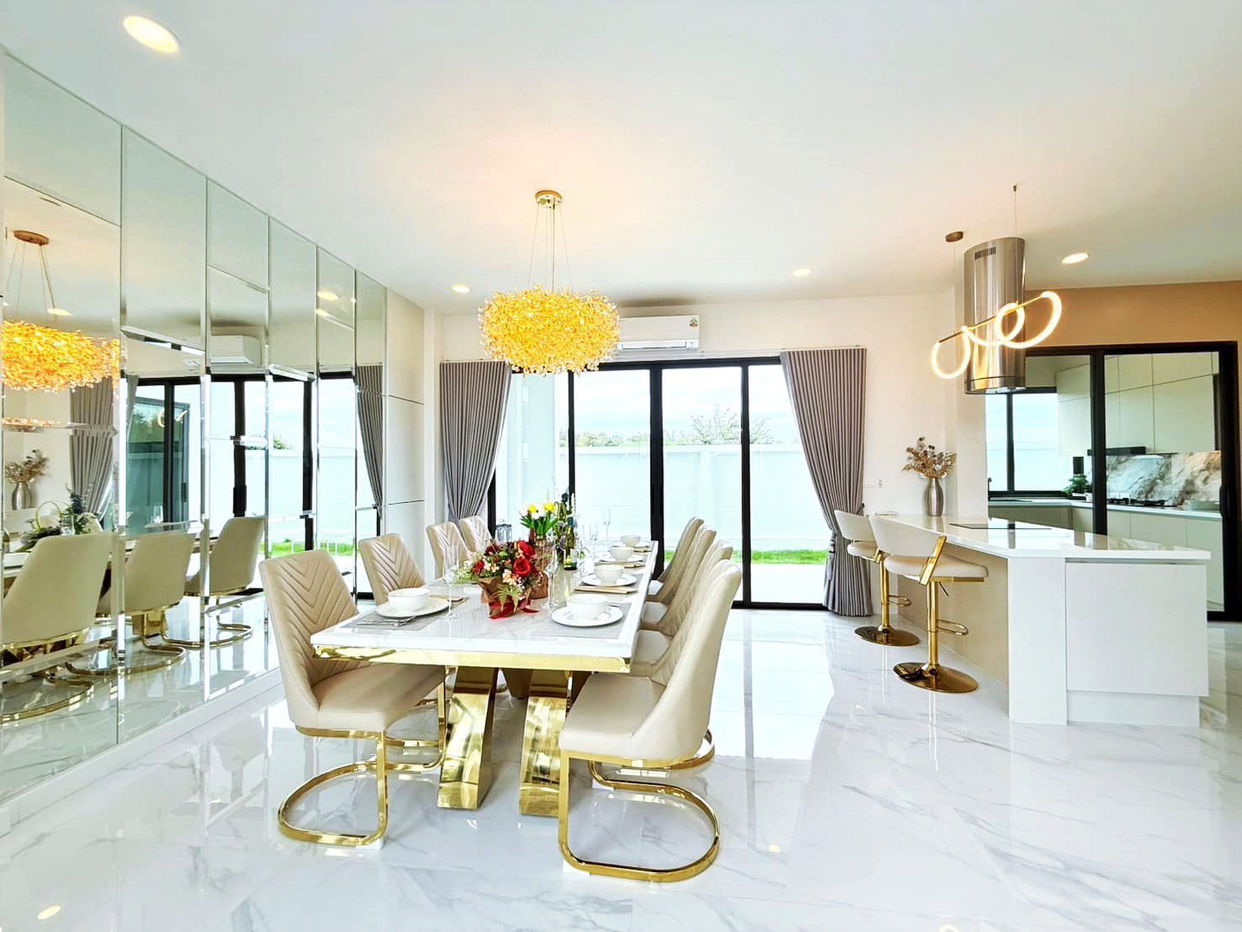 รูป ขายบ้านเดี่ยว 5 ห้องนอน พูลวิลล่า อีสต์ปัตตา - รูปที่ 4/18