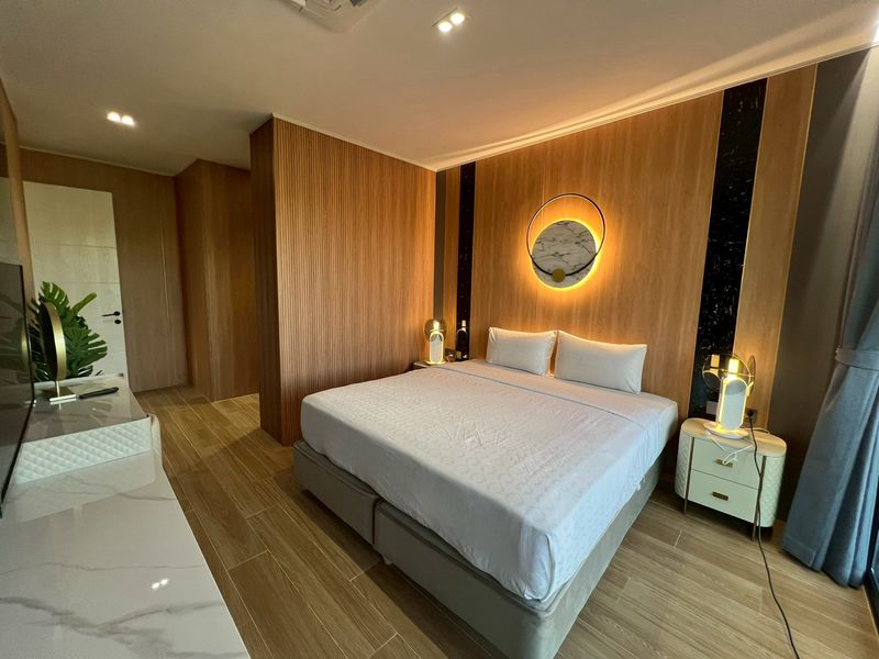 รูป ขายวิลล่าหรูพร้อมสระว่ายน้ำในพัทยา - รูปที่ 8/10