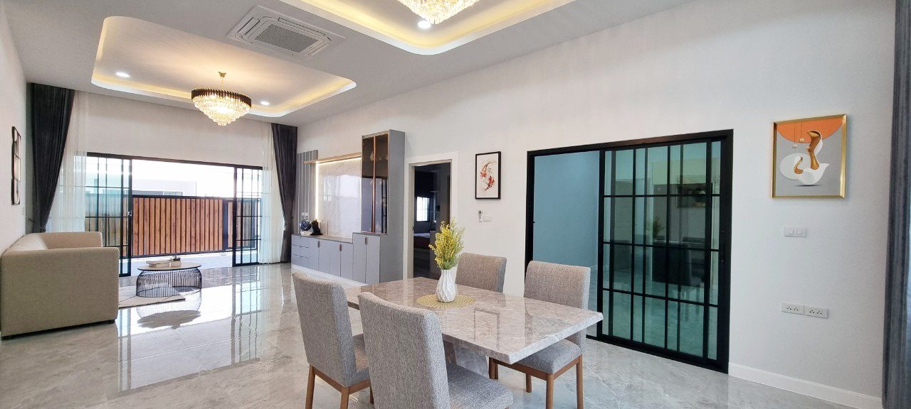 picture Pool Villa in East Pattaya for Sale - 6/22