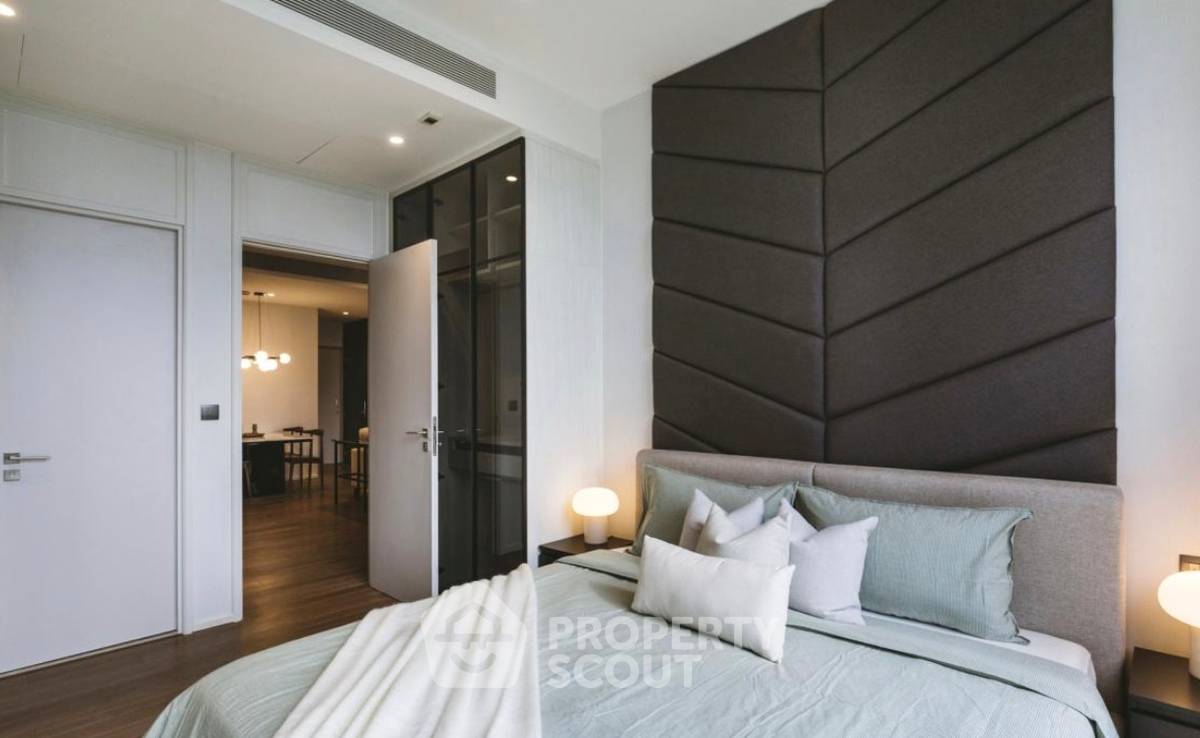 picture 2-BR Condo at Muniq Langsuan near BTS Ratchadamri (ID 2462062) - 2/7