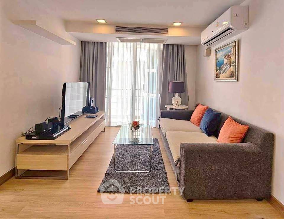 picture 2-BR Condo at The Alcove Sukhumvit 49 near BTS Phrom Phong (ID 2459217) - 1/9