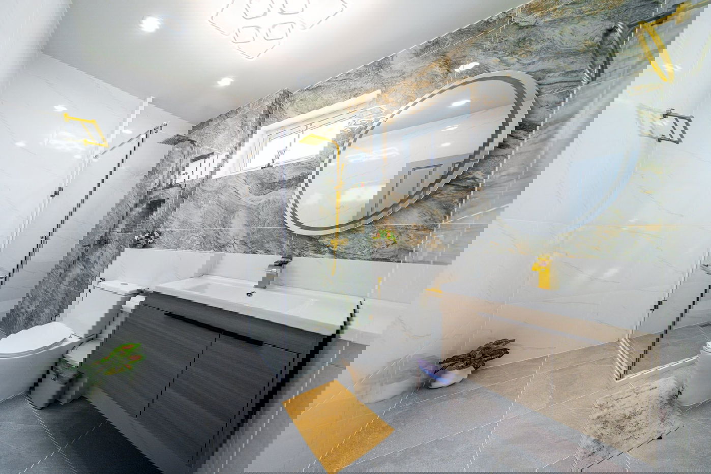 picture Elegant 4-Bedroom Pool Villa for Sale in East Pattaya - 17/19