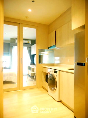 Condos for rent : 1-BR Condo At Life One Wireless, 12th Floor Near BTS Phloen Chit (ID 1803610)