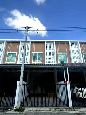 เช่าทาวน์โฮม ไปรษณีย์สันกำแพง : ให้เช่าทาวน์โฮมสองชั้น  2 ห้องนอน 2 ห้องน้ำ 1 ห้องรับแขก 1 ห้องครัว   1  ที่จอดรถ