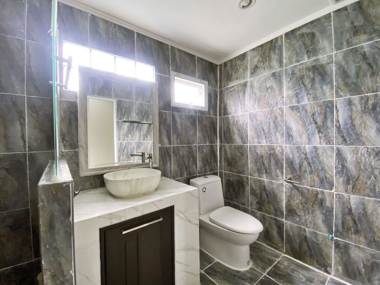 รูป ขายบ้าน 6 ห้องนอนในพัทยาใต้ - รูปที่ 16/17