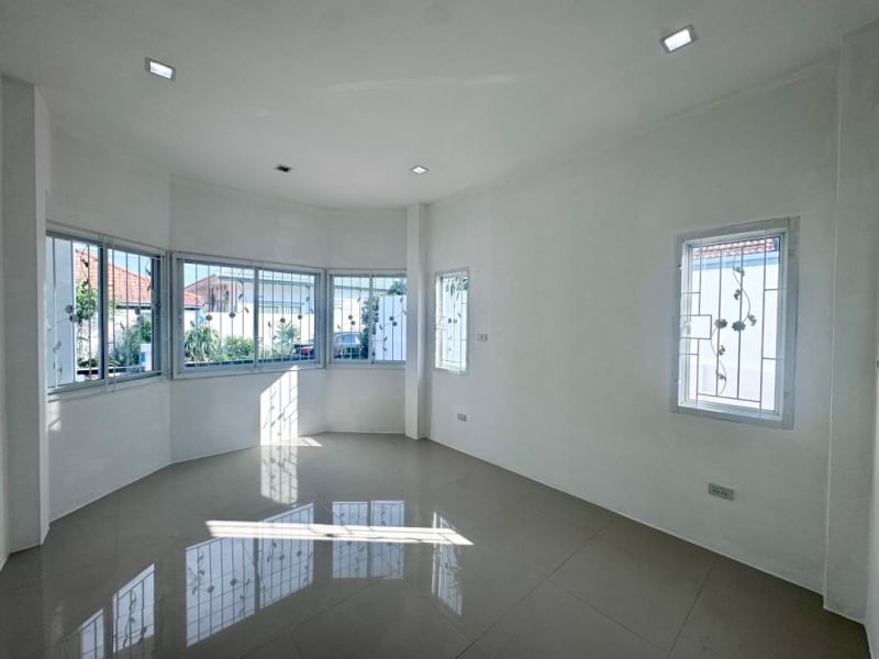 รูป ขายบ้านเดี่ยว 3 ห้องนอน พัทยาตะวันออก - รูปที่ 3/7