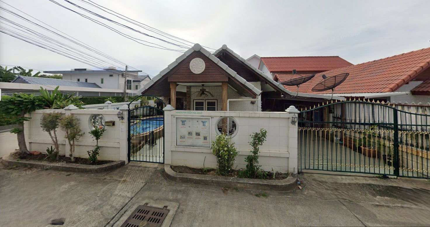 picture Pool Villa – For Sale in South Pattaya - 1/15