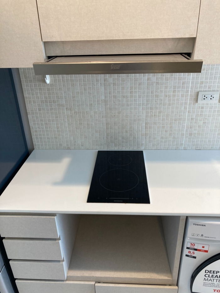 picture 🔥 Hot🔥 NewRenovated Pathumwan Resort 1B1B50sqm. Just 23K/Month only call Ms.Angel(Aumi) 0658209572 - 5/6