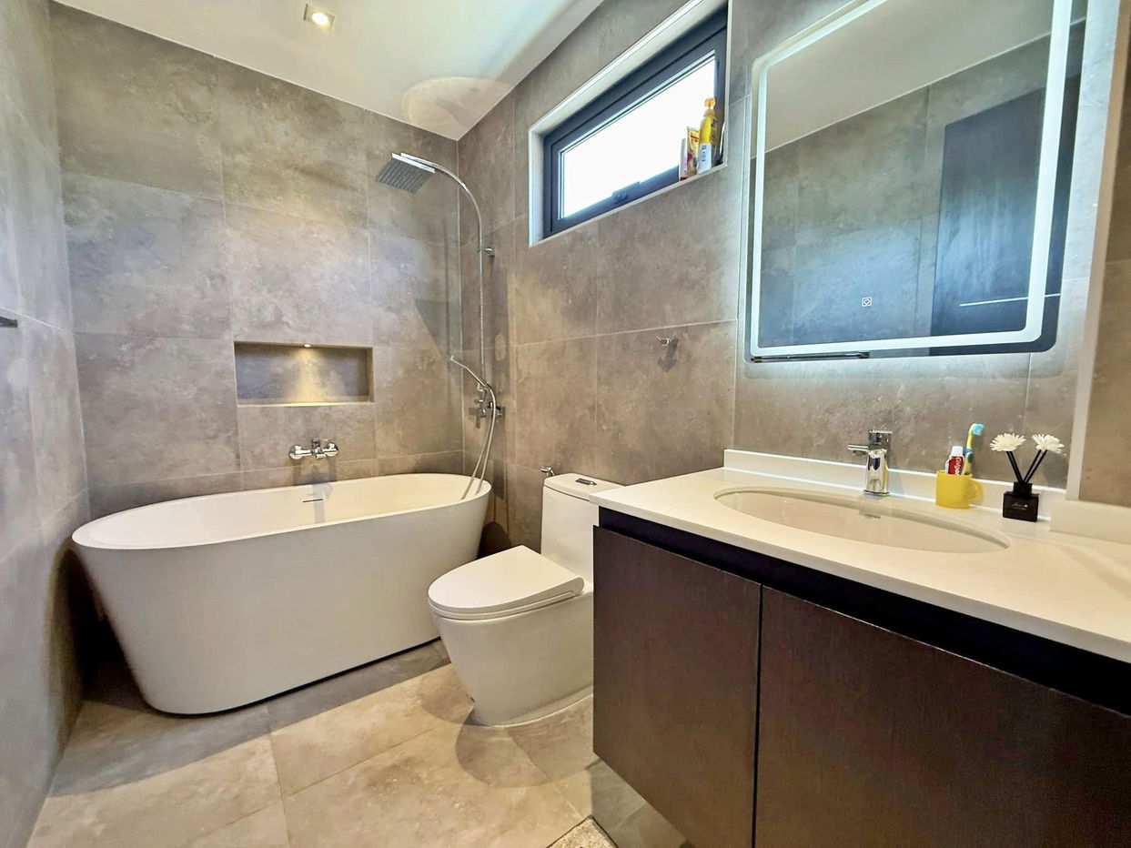 รูป ขายพูลวิลล่า 3 ห้องนอน สไตล์โมเดิร์น ในห้วยใหญ่ - รูปที่ 12/18